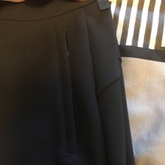 Lululemon dress pants black size 4 - Picture 4 of 4